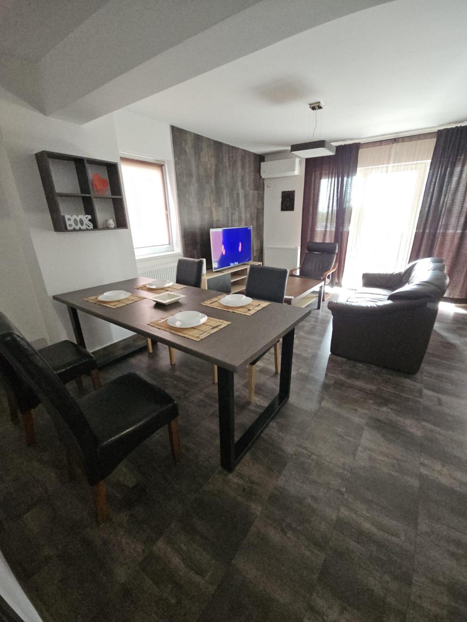 Ferienwohnung Lotus Area On Oradea Exterior foto